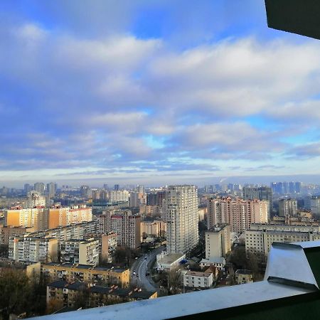Видовая 25Й Этаж. Новый Дом. Шалимова, Isida. Шулявская, Гарматная, Индустриальный Мост. Космополитан. Большевик. Жд Вокзал. Киев Екстериор снимка